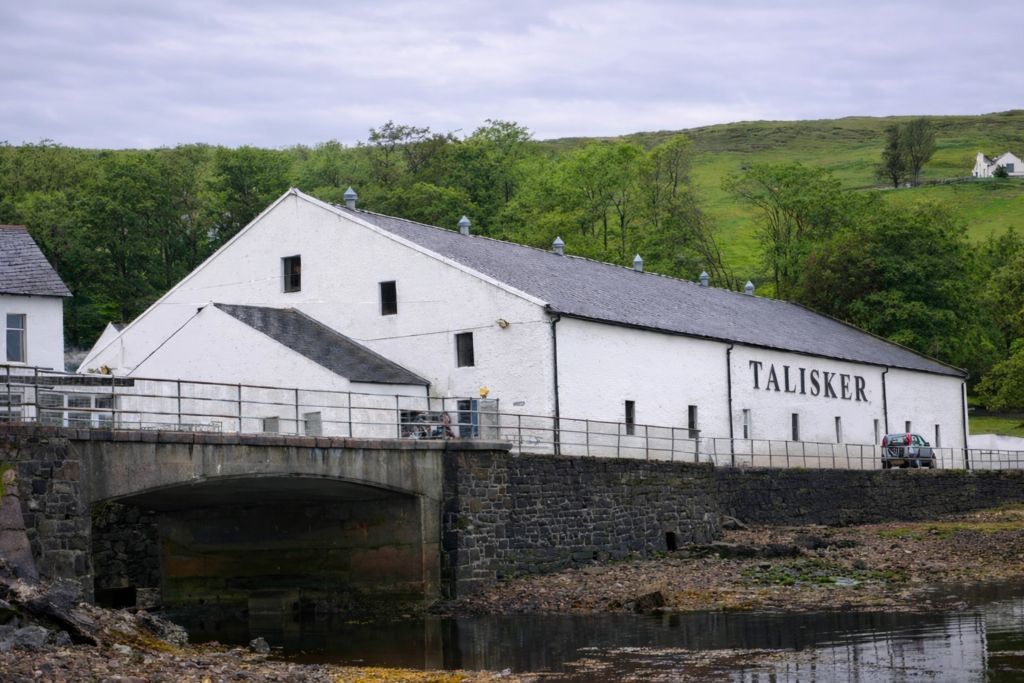 Distillerie Talisker à Carbost sur l’île de Skye