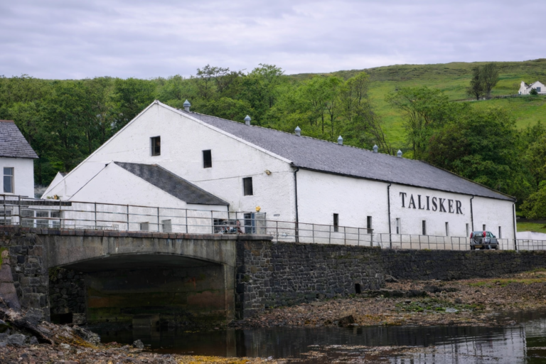 Distillerie Talisker à Carbost sur l’île de Skye